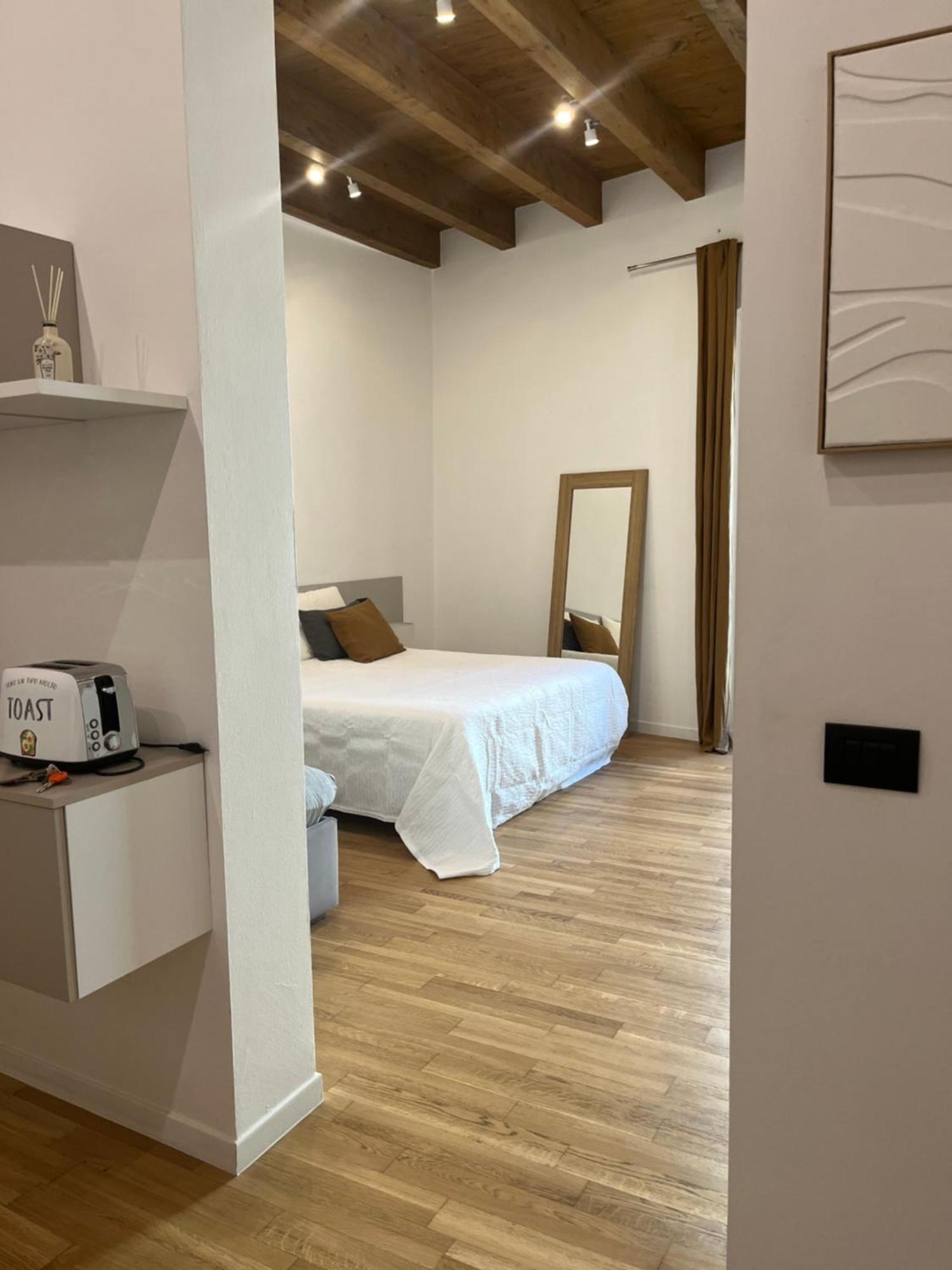 Apartament Dimora San Gaetano Bari Zewnętrze zdjęcie